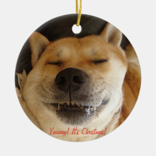 grappige akita schattige hond glimlacht op kerst keramisch ornament (Voorkant)