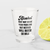 Grappige Alcohol Lost Niet Alle Problemen Op Shot Glas (Voorkant)