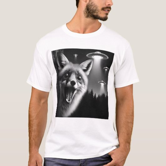 Grappige Alien Fox UFO Racoon Selfie met UFO's T-shirt (Voorkant)