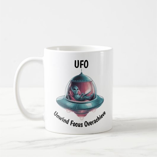 Grappige alien in UFO Koffiemok (Links)