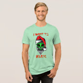 Grappige Alien Kerstman Kerstmis Ik wil geloven Tri-Blend Shirt (Voorkant volledig)