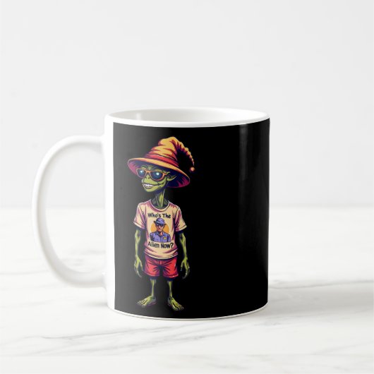 Grappige Alien Meme "Wie is de Alien nu?" Black Koffiemok (Links)