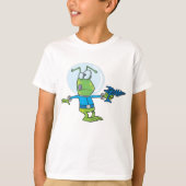 Grappige alien met Ray Pistool Sci-Fi Space Invade T-shirt (Voorkant)
