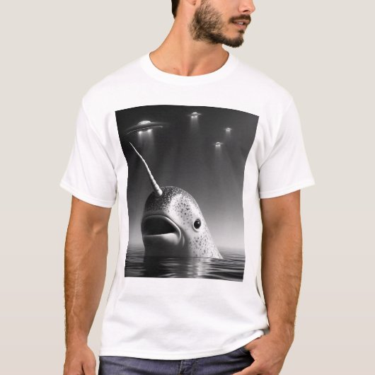 Grappige Alien Narwhal UFO Racoon Selfie met UFO's T-shirt (Voorkant)