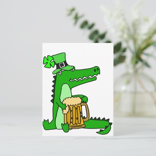 Grappige alligator met bier St. Patrick's Day Art Briefkaart (Staand voorkant)