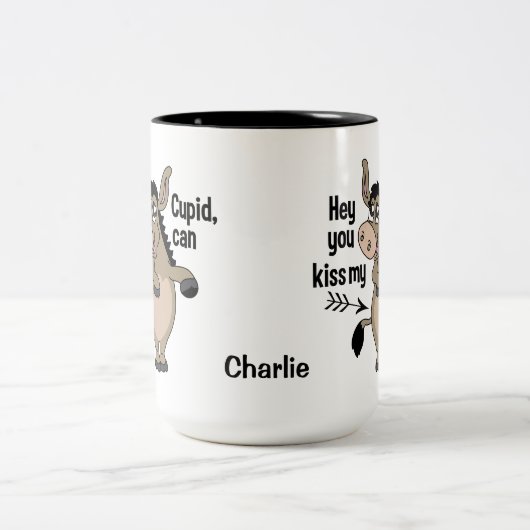 Grappige Anti-Valentijn Ezel aangepaste naam mokke Tweekleurige Koffiemok (Center)