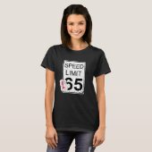 Grappige Auto Guy Gift - Sneller dan snelheidslimi T-shirt (Voorkant volledig)