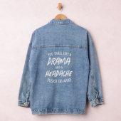Grappige beledigende typografie drama en hoofdpijn denim jacket (Hangar)