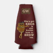 Grappige Bierbrouwer Keg Vrouw met Monogram 2 Flesjeskoeler (Voorkant)