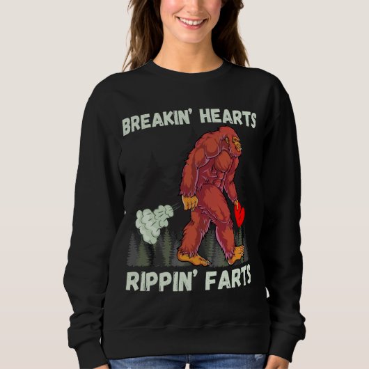Grappige Bigfoot Breakin Hearts Rippin Farts Trui (Voorkant)