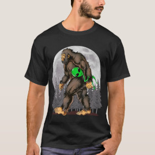 Grappige Bigfoot die buitenaardse UFO Sasquatch Ye T-shirt