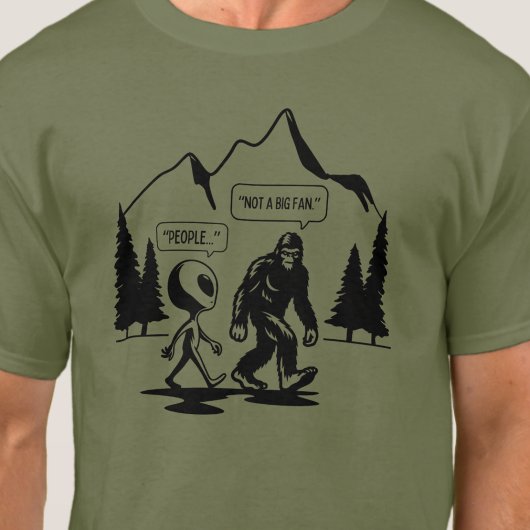 Grappige Bigfoot en Alien Anti Social Introvert Ma T-shirt