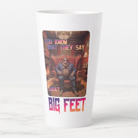 Grappige Bigfoot Feet Meme Latte Mok (Voorkant)