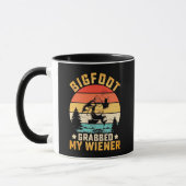 Grappige Bigfoot Greep Mijn Weiner Koffie Mok (Links)