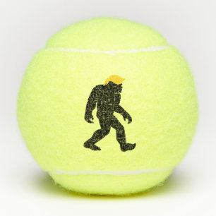 Grappige Bigfoot in Trump Yellow Hair 2024 Verkiez Tennisballen