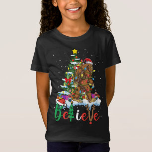 Grappige Bigfoot Kerstboom Lichten Kerstmis Sasqua T-shirt
