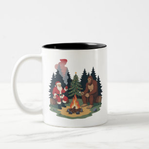 Grappige Bigfoot Kerstman Sasquatch Kamperen Tweekleurige Koffiemok