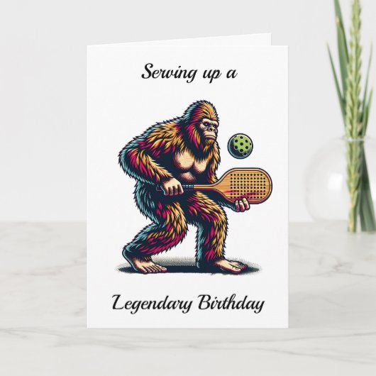 Grappige Bigfoot Pickleball verjaardag Kaart (Voorkant)