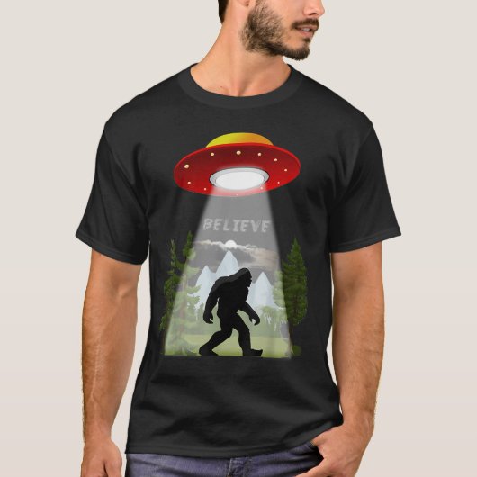 Grappige Bigfoot Rock and Roll VS T-shirt (Voorkant)