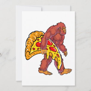 Grappige Bigfoot Wandelen met grote pizza slice Feestdagenkaart