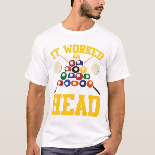 Grappige biljart van de poolhal het werkte in mijn t-shirt