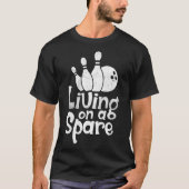Grappige Bowling Pin pals wonen op een reserve voo T-shirt (Voorkant)