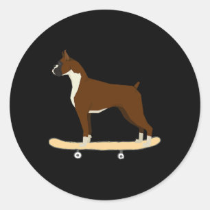 Grappige Boxer Skateboardende Puppy Hond Cadeau Ma Ronde Sticker