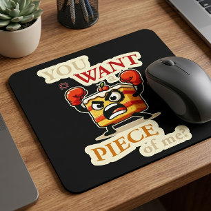 Grappige Boze Cake Slice Klaar om te Vechten Carto Muismat