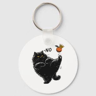 Grappige boze zwarte kat die geen koningen is in A Sleutelhanger
