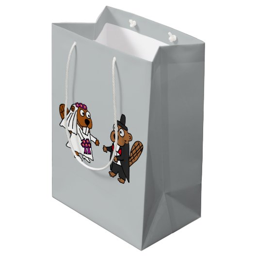 Grappige bruid en bruidegom Beaver Gift Bag Medium Cadeauzakje (Achterkant Gekanteld)