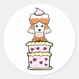 Grappige bruine hond springen uit een taart ronde sticker