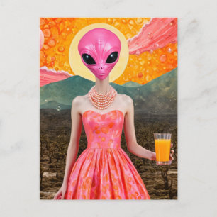Grappige buitenaardse dame in roze met Oranje sap Briefkaart