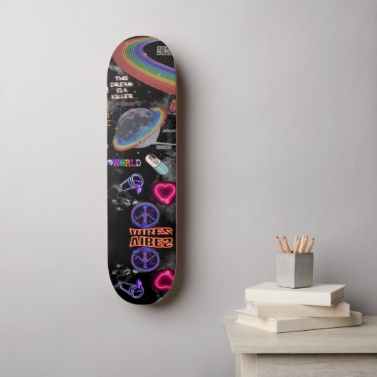 Grappige buitenruimte, buitenaardse wezens persoonlijk skateboard (Muurkunst)