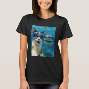 Grappige Calico Kat Selfie met Haaien Oceaan Liefh T-shirt