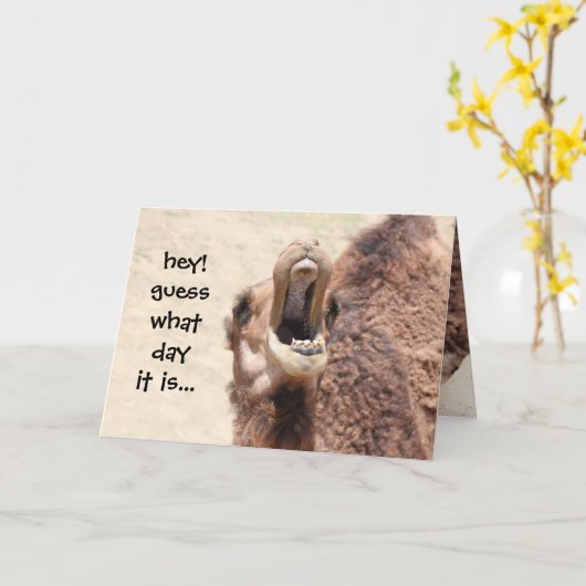 Grappige Camel Hump Dag Verjaardag Kaart (Gele Bloem)