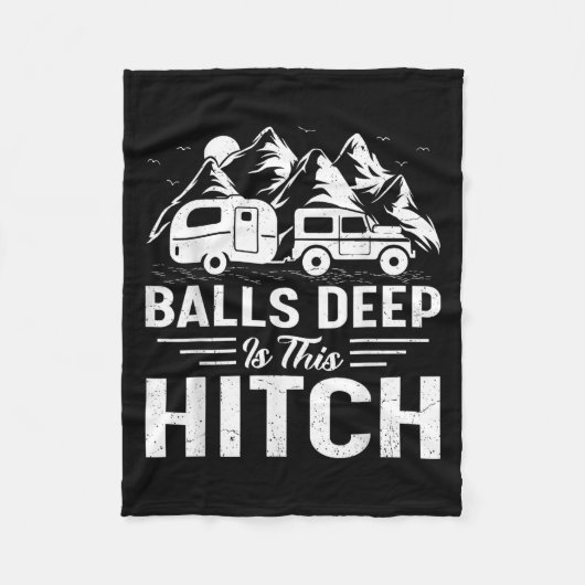 Grappige camper diep in deze Hitch camping Fleece Deken (Voorkant)
