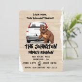 Grappige Camping Familie Reünie Uitnodiging met Be (Staand voorkant)