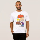 Grappige Cartoon Boy met Chocolade Verjaardagstaar T-shirt (Voorkant volledig)