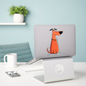Grappige Cartoon Hond Sticker (Laptop op bureau)