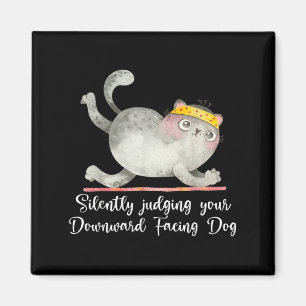 Grappige Cat Yoga Quotes Zwijgend Oordelen Magneet