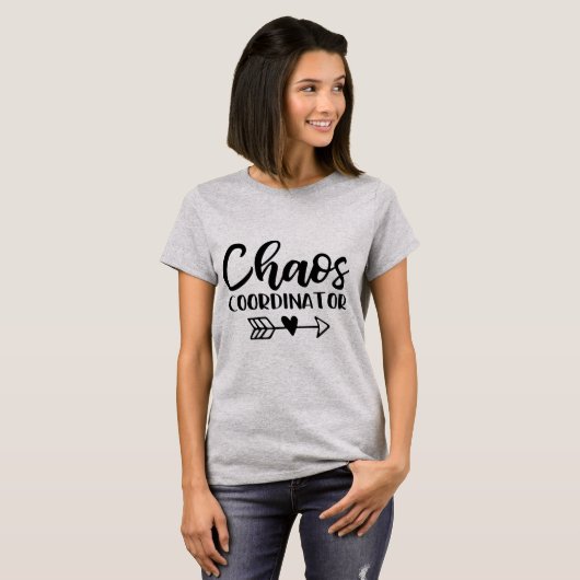 Grappige Chaos Coördinator Moeder Pijl Hart T-shirt (Voorkant volledig)