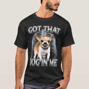 Grappige chihuahua heeft die hond in hond geliefde t-shirt