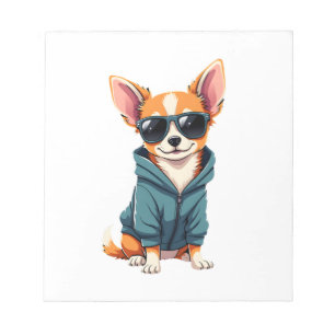 Grappige Chihuahua-hond gemakkelijk afgeleid door Notitieblok