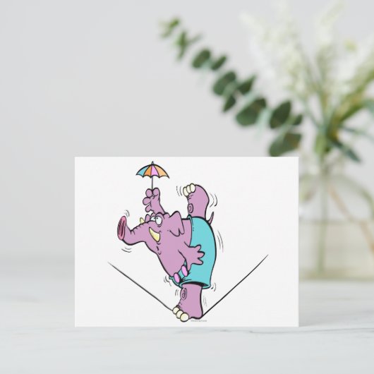 grappige circusolifant over tightrope briefkaart (Staand voorkant)
