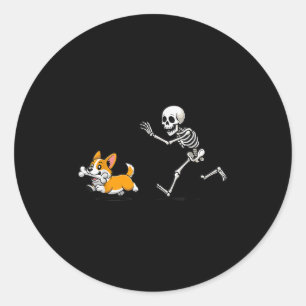 Grappige Corgi-hond steelt skeletbot Halloween Ronde Sticker