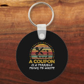 Grappige Couponing, Coupon Clipper Geld Spaarder Q Sleutelhanger (Voorkant)