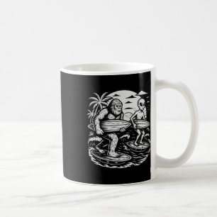 Grappige Cryptid Bigfoot Alien Surft Ufo Strand Zo Koffiemok
