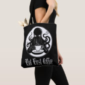 Grappige Cthulhu - maar eerste koffie Tote Bag (Dichtbij)