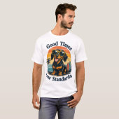 Grappige Dachshund Retro Strand T-shirt (Voorkant volledig)