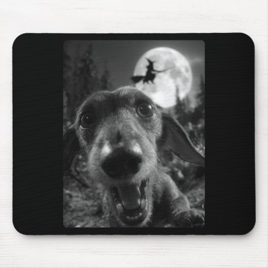 Grappige Dachshund Selfie Volle Maan Vliegende Hek Muismat (Voorkant)